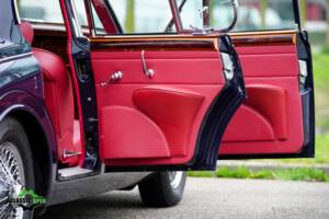 Image 16/42 of Jaguar Mk II 3.8 (1963)