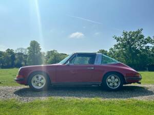 Bild 16/42 von Porsche 911 2.4 E (1973)