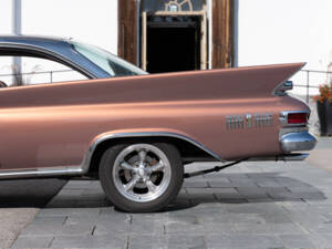 Afbeelding 12/84 van Chrysler New Yorker 2-Door Hardtop (1961)