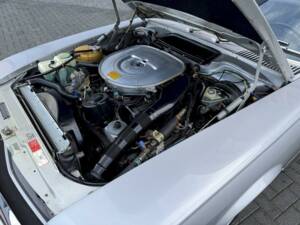 Image 27/36 de Mercedes-Benz 560 SL (1987)