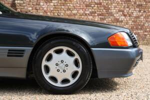Image 39/50 of Mercedes-Benz 500 SL (1992)