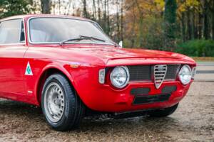 Image 11/31 of Alfa Romeo Giulia Sprint GTA (1966)