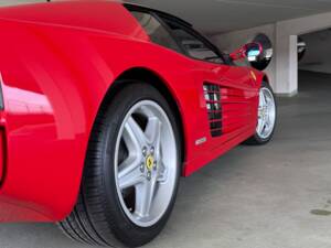 Image 43/53 of Ferrari 512 TR (1994)