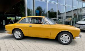 Bild 16/25 von Alfa Romeo Giulia GT 1300 Junior (1971)
