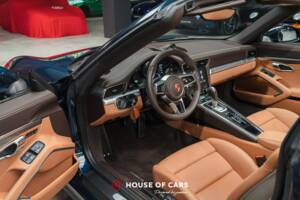 Immagine 15/25 di Porsche 911 Targa 4 (2016)