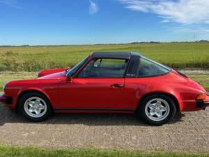 Image 5/8 de Porsche 911 2.7 S (1974)