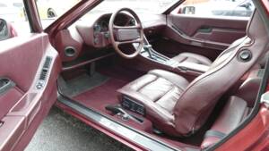 Image 13/18 of Porsche 928 S (1982)