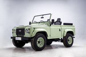 Bild 3/36 von Land Rover 90 (1987)