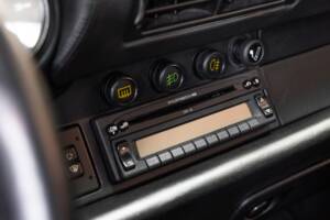 Image 16/32 of Porsche 911 Turbo 3.3 (1992)