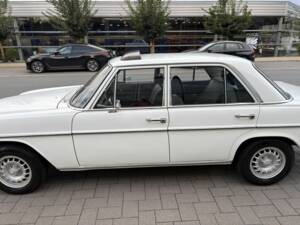 Bild 3/8 von Mercedes-Benz 250 (1970)