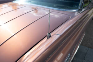 Afbeelding 24/84 van Chrysler New Yorker 2-Door Hardtop (1961)