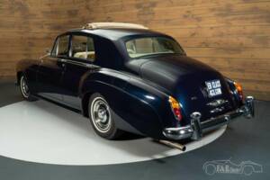 Image 18/19 of Rolls-Royce Silver Cloud III (1965)