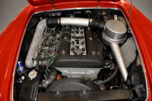 Image 27/31 of Alfa Romeo 2600 Spider (1964)