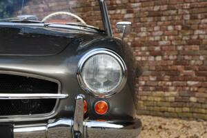 Image 31/50 of Mercedes-Benz 190 SL (1960)