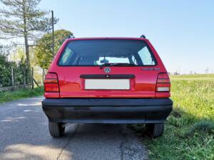 Afbeelding 5/12 van Volkswagen Polo II Hatchback 1.0 (1992)