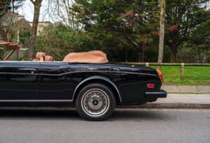 Image 14/29 of Rolls-Royce Corniche IV (1993)