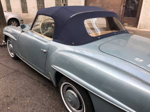 Image 12/49 of Mercedes-Benz 190 SL (1956)