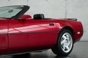 Imagen 4/50 de Chevrolet Corvette Convertible (1990)