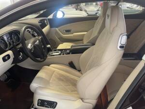 Image 13/20 of Bentley Continental GT V8 (2012)