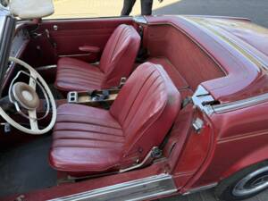 Image 17/50 of Mercedes-Benz 230 SL (1966)