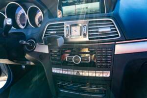 Bild 13/19 von Mercedes-Benz E 400 d 4MATIC (2014)