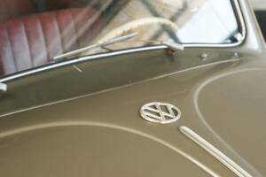 Bild 29/50 von Volkswagen Käfer 1200 Cabriolet (1957)