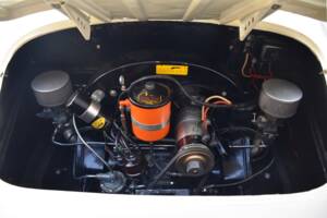 Bild 35/38 von Porsche 356 1500 Speedster (1955)