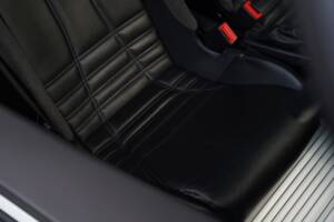 Image 19/50 of Lotus Exige S 240 (2010)