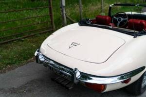 Bild 9/50 von Jaguar E-Type V12 (1971)