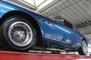 Immagine 8/50 di Ferrari 330 GT (1966)