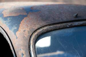 Image 55/134 of Ford V8 (1937)