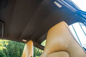 Image 27/35 of Porsche 911 Carrera 2 (1990)