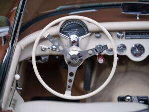Image 34/36 of Chevrolet Corvette (1956)