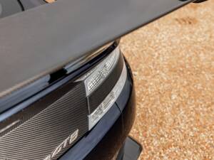 Image 47/65 of Aston Martin Vantage GT8 (2017)