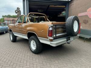 Bild 6/22 von Plymouth Trail Duster (1976)