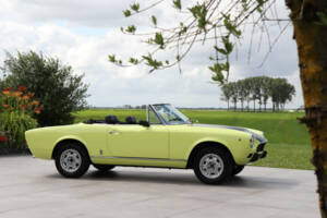Image 35/50 of FIAT 124 Spider CS1 (1975)