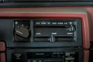 Image 24/50 de Volvo 740 (1984)