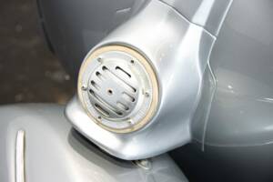 Bild 43/50 von Piaggio Vespa 150 Sprint (1967)