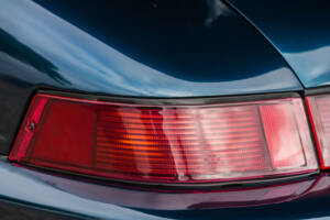 Immagine 24/87 di Porsche 911 Turbo 3.3 (1991)