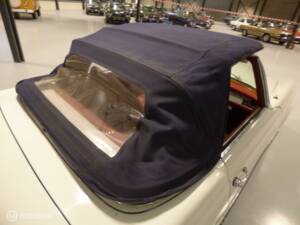 Imagen 11/29 de Mercedes-Benz 280 SL (1970)