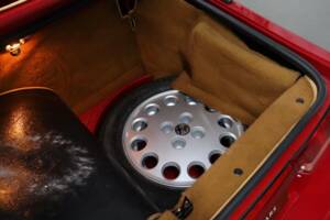 Immagine 18/28 di Alfa Romeo 2.0 Spider (1990)