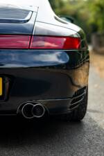 Image 33/50 of Porsche 911 Carrera 4S (2002)