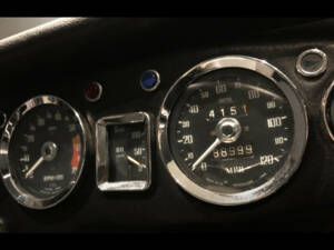 Image 31/40 of MG MGB (1974)