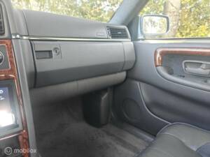 Bild 22/37 von Volvo S90 3.0i (1998)