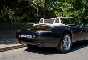 Image 15/30 of BMW Z8 (2003)