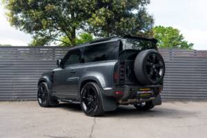 Image 2/61 de Land Rover Defender 110 D200 AWD (2023)