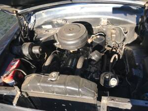 Imagen 73/74 de Ford Crestline Victoria (1954)