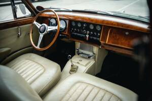 Immagine 9/15 di Jaguar Mk II 3.8 (1963)