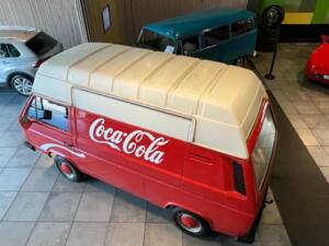 Image 2/50 of Volkswagen T3 Panel Van 1.6 D (1986)