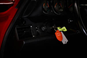 Imagen 72/98 de Porsche 911 Turbo 3.6 (1993)